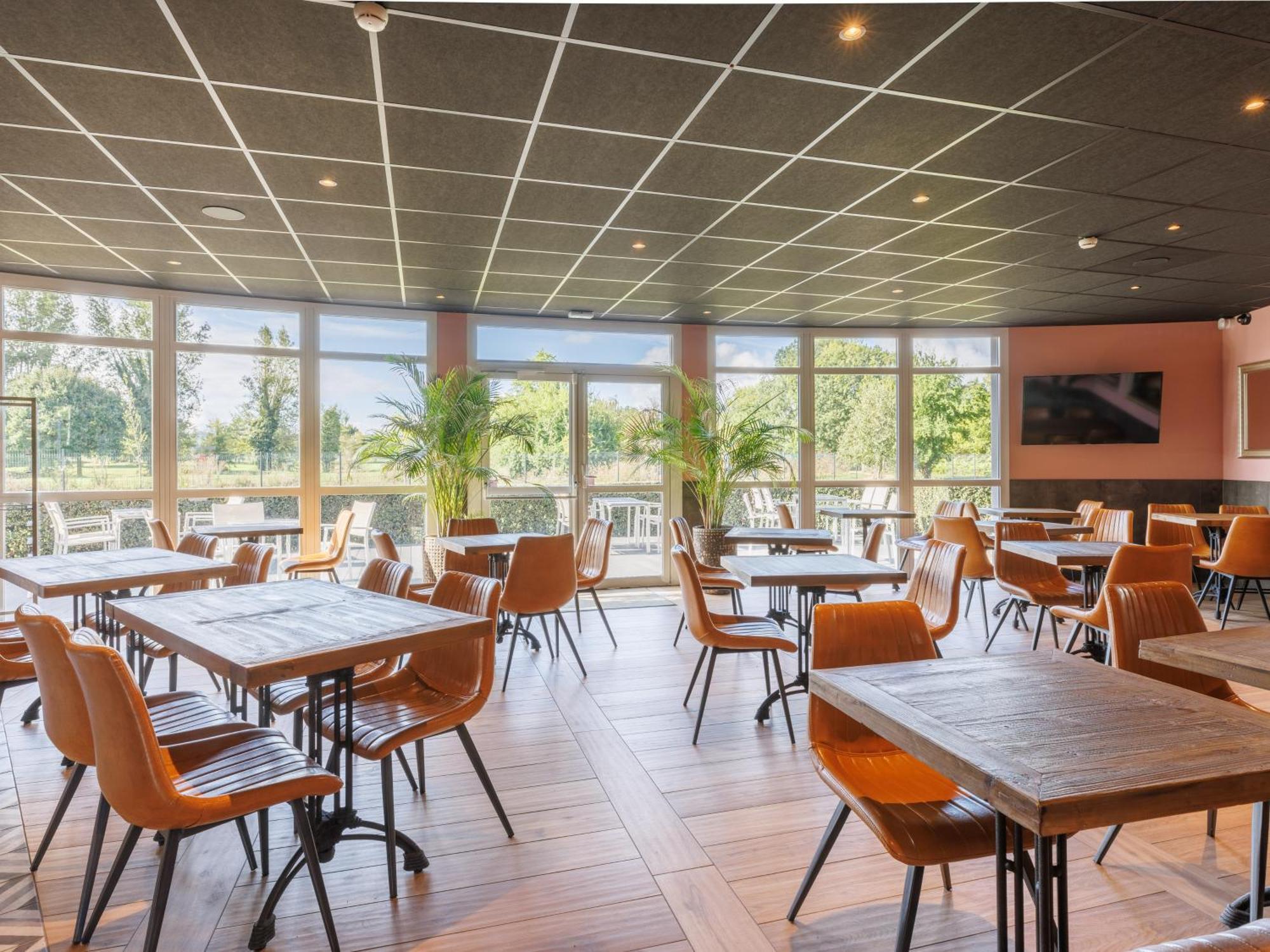 B&B Hotel Clermont-Ferrand Nord Riom Kültér fotó