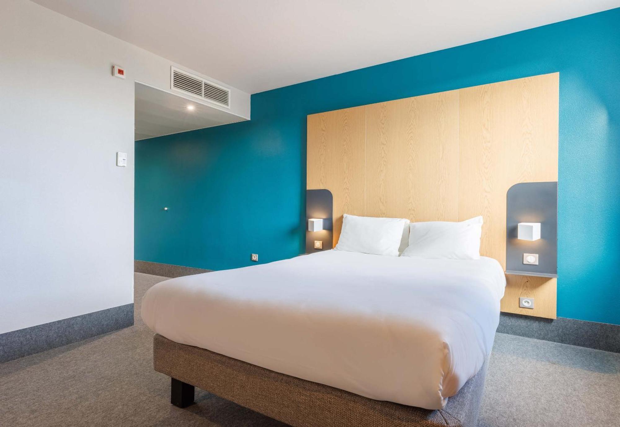 B&B Hotel Clermont-Ferrand Nord Riom Kültér fotó